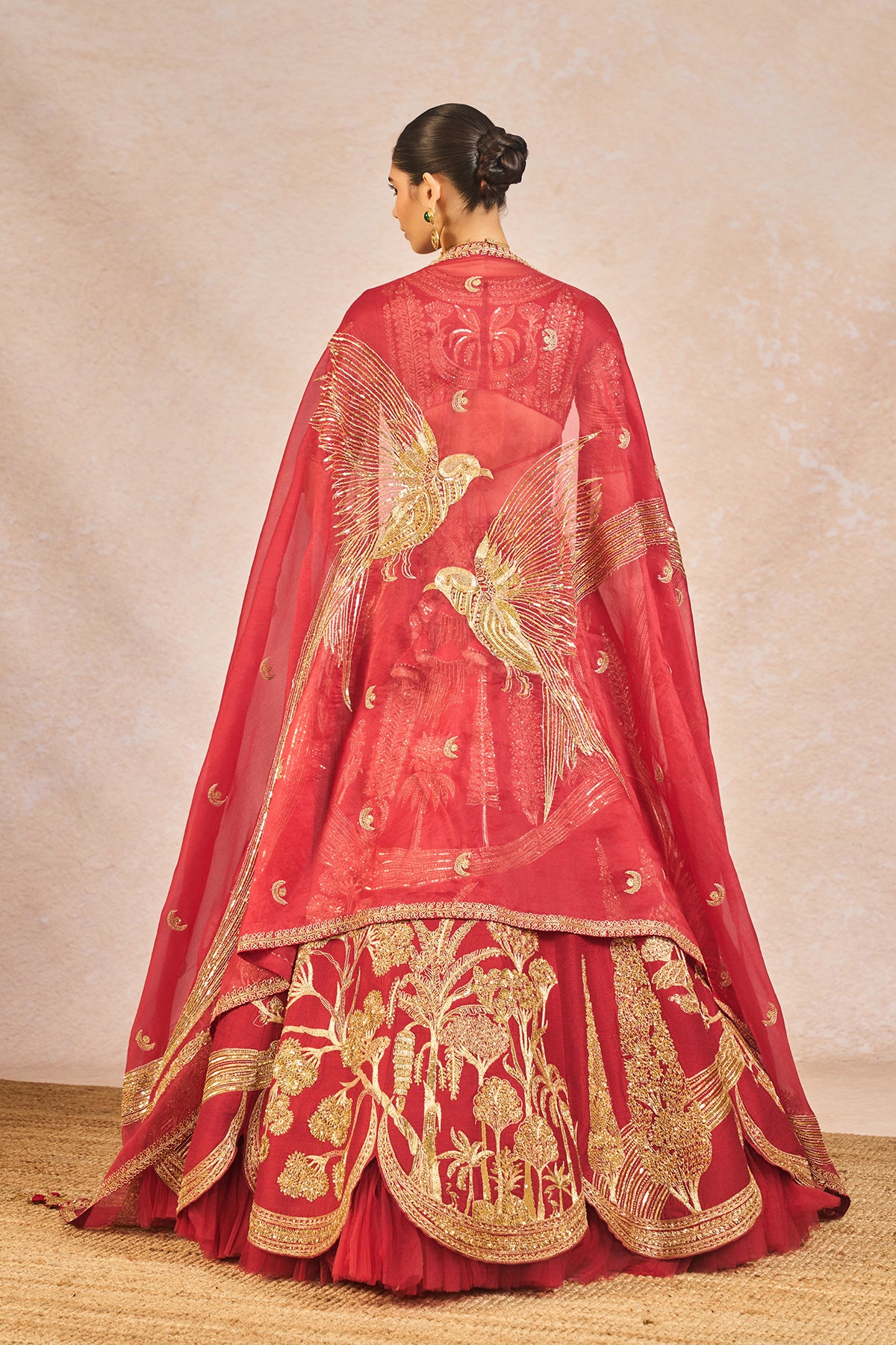 Mehakasa Paigaam Lehenga