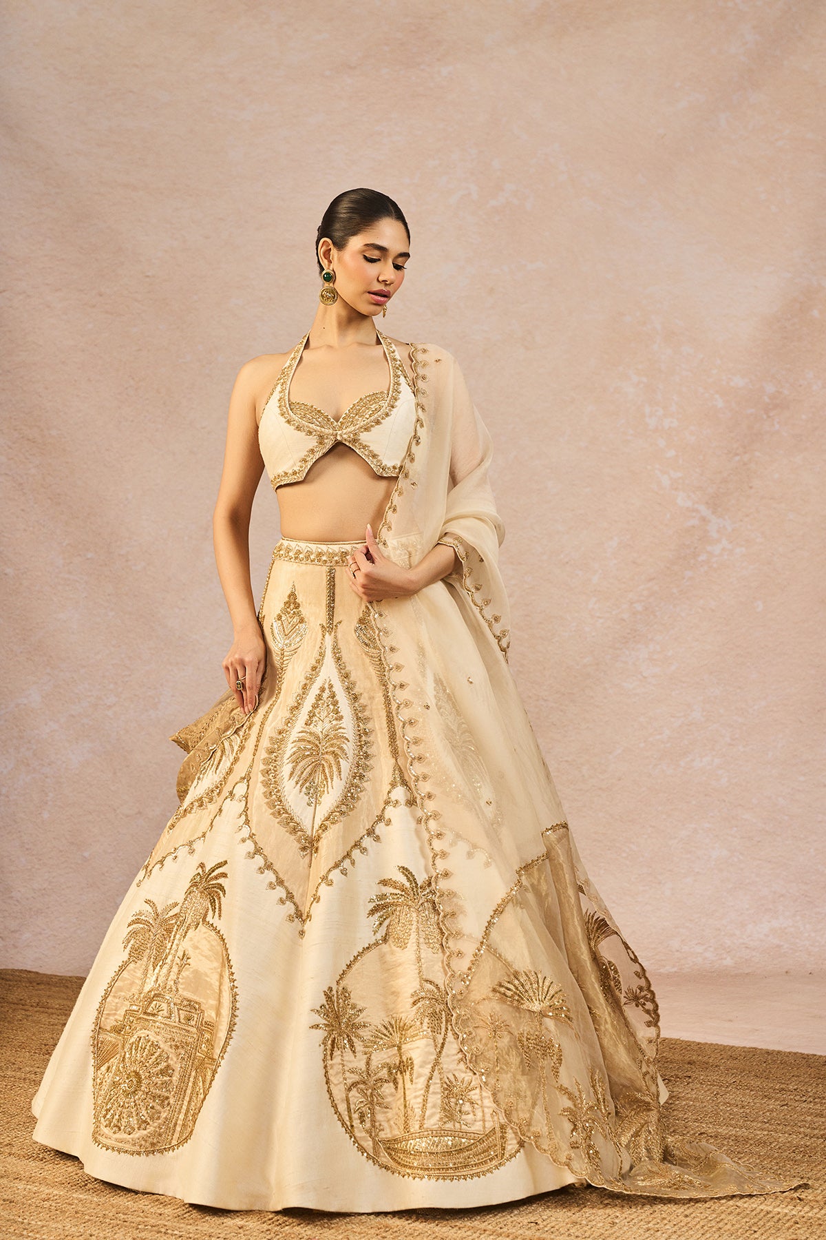 Noor Ban Gaye Lehenga