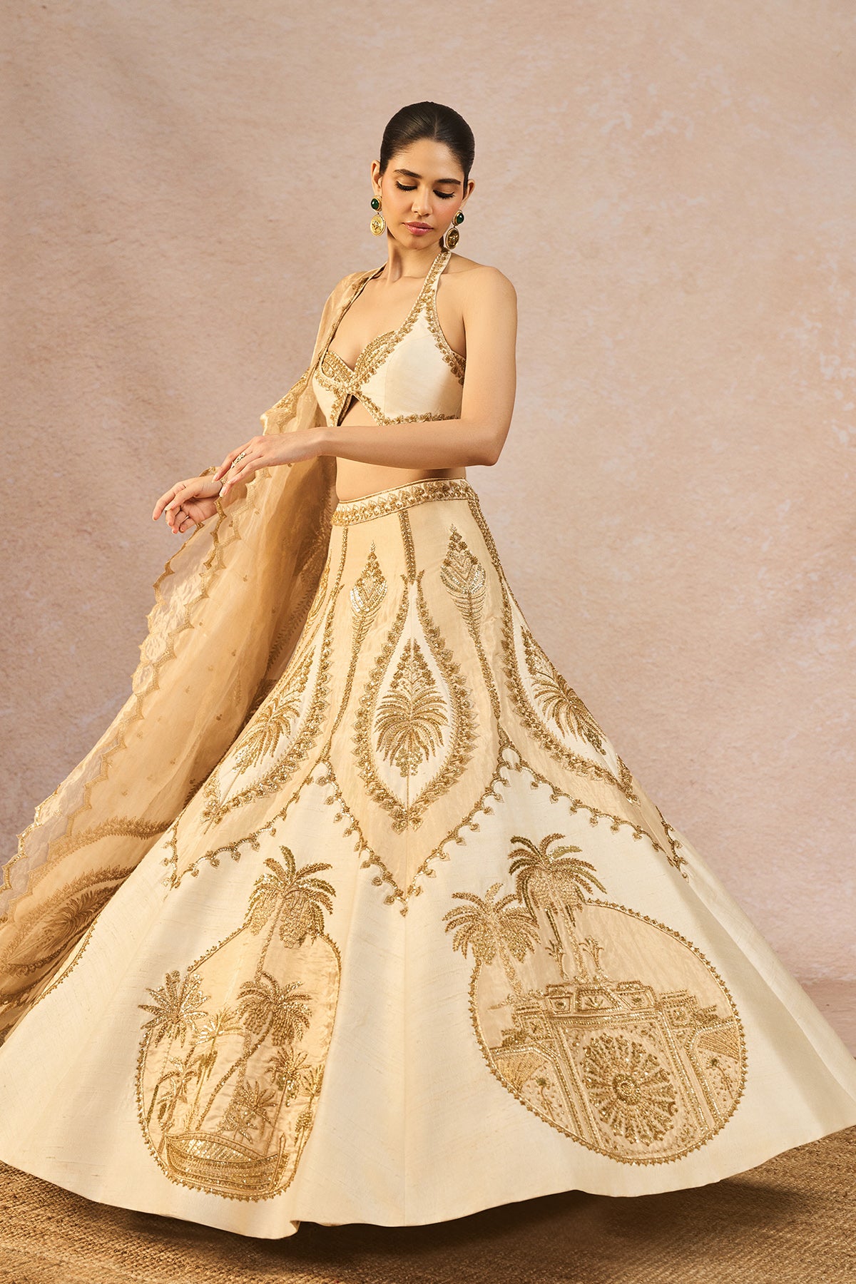 Noor Ban Gaye Lehenga