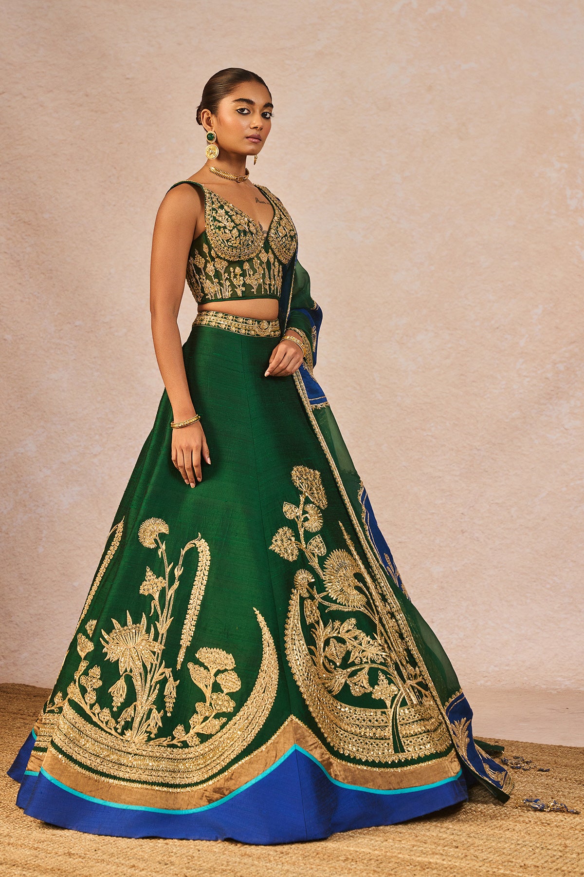 Mehendi Rachke Lehenga