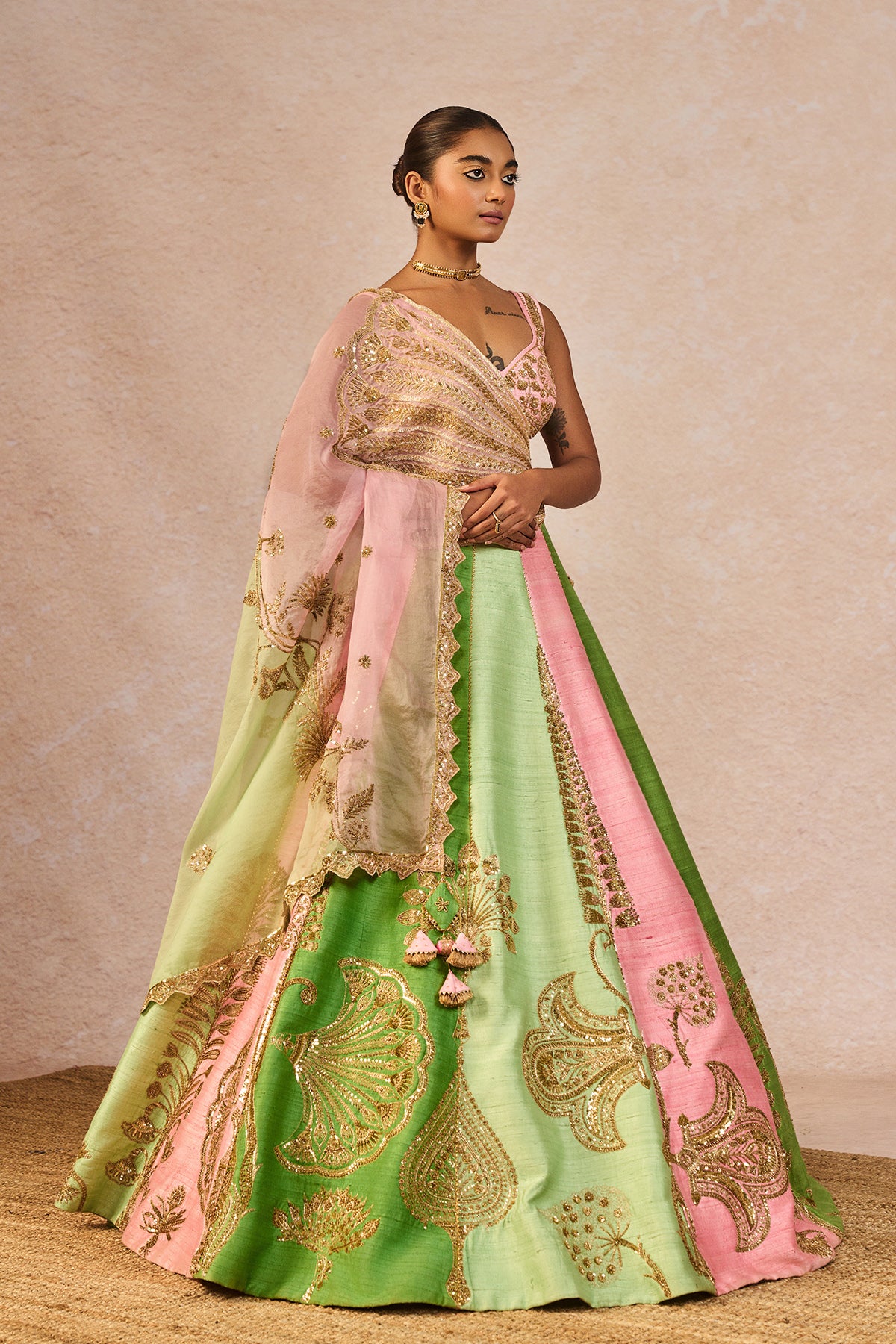 Gulposh Lehenga