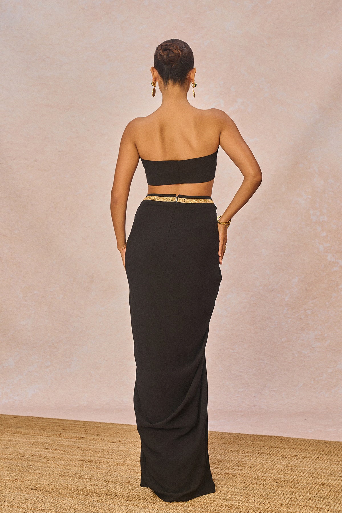 ‘Ajnabi Ehsaas’ Set